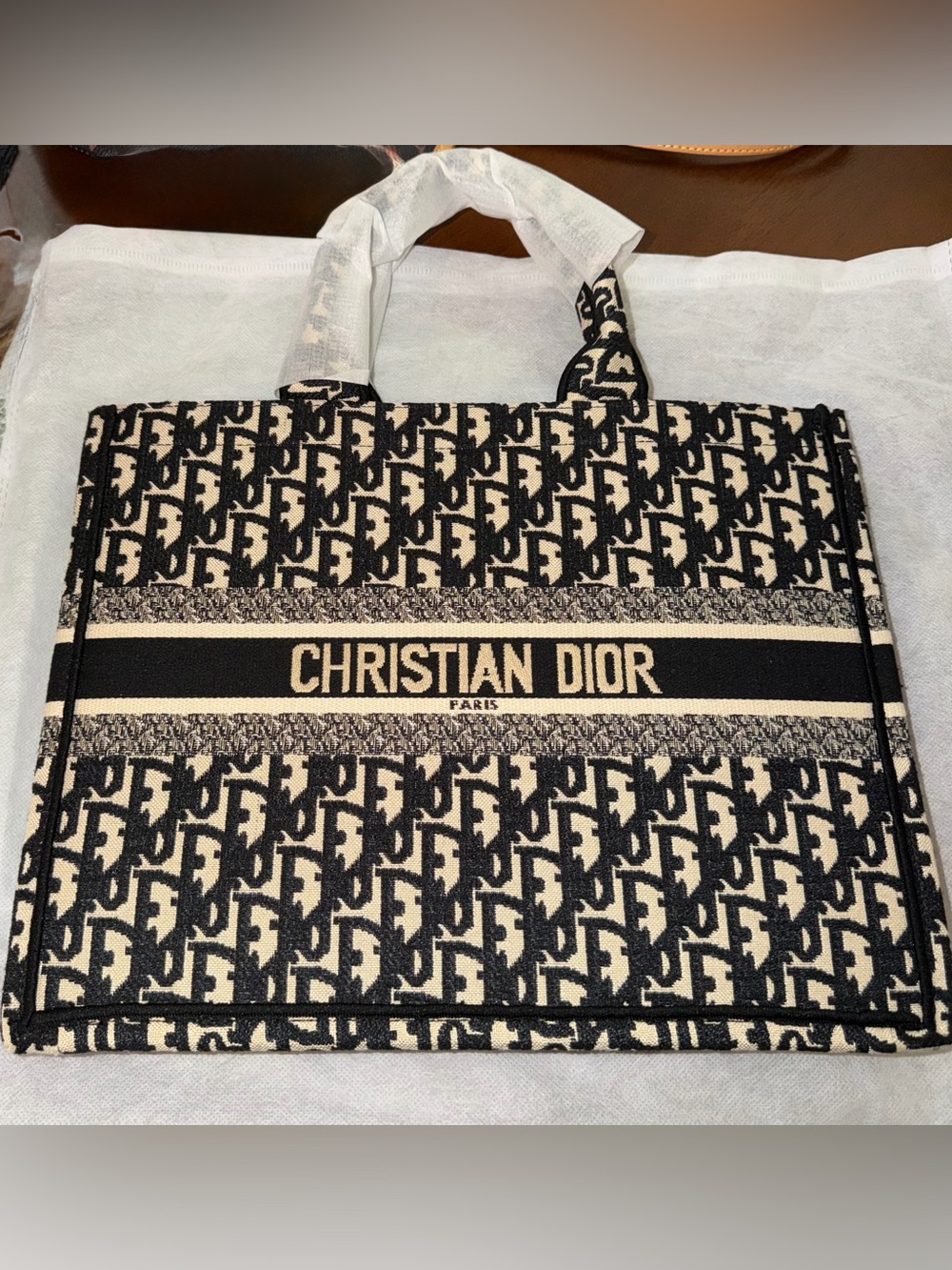 Black/cream canvas medium size canvas book tote NWT